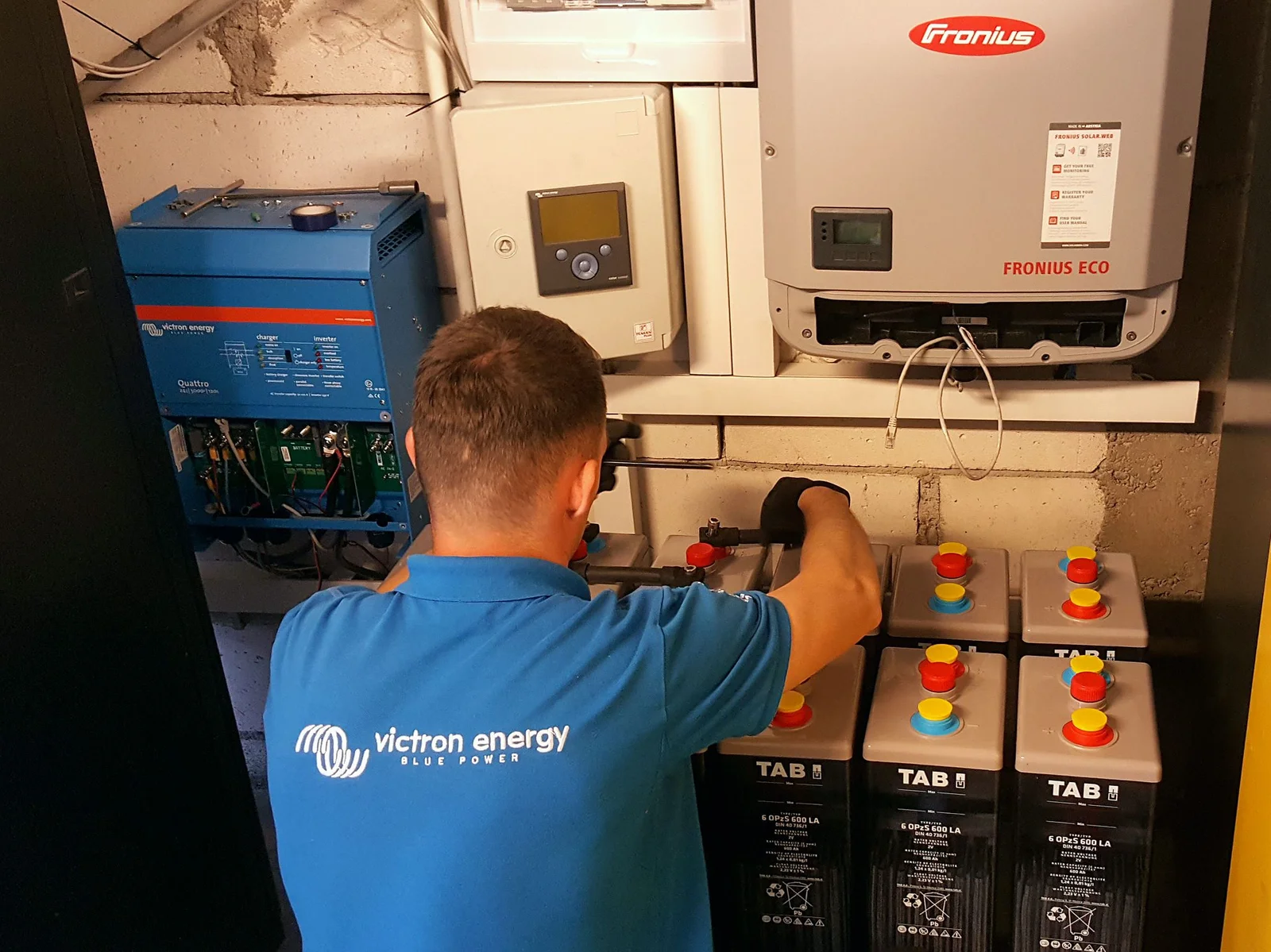 Industrial Hibrid 25 kWp - imaginea 7