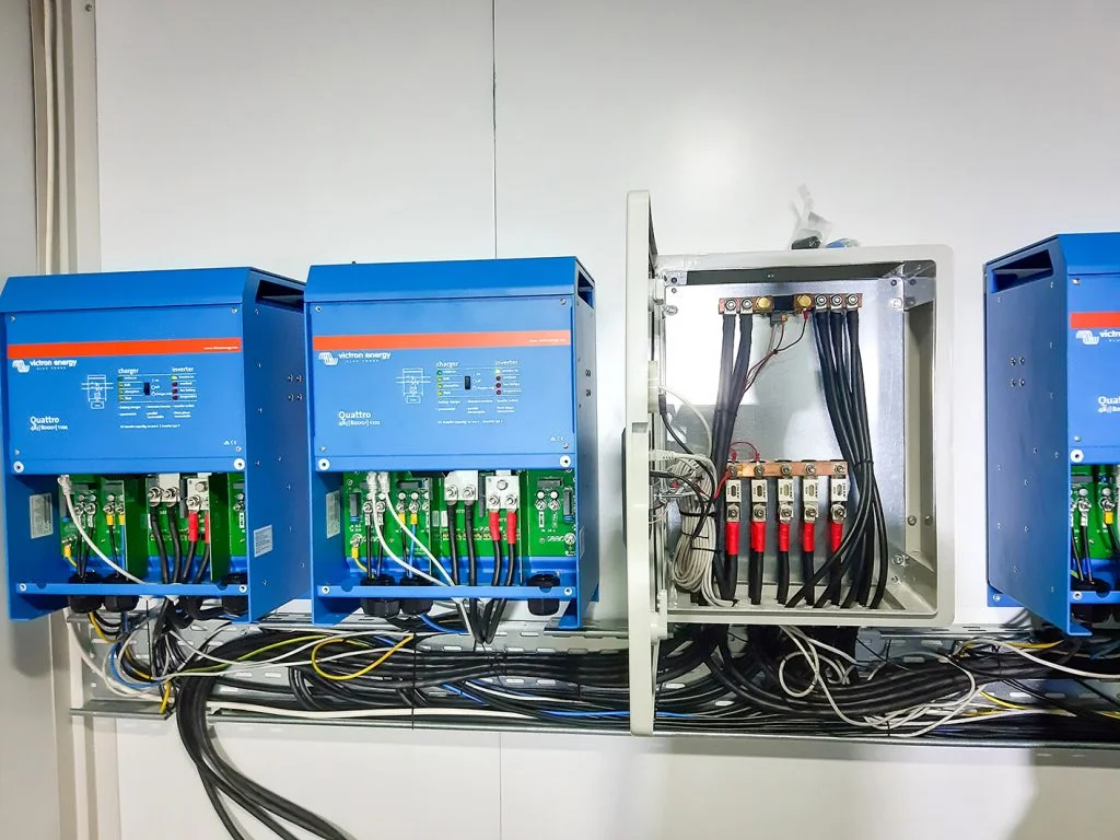 Industrial Hibrid 22 kWp - imaginea 6