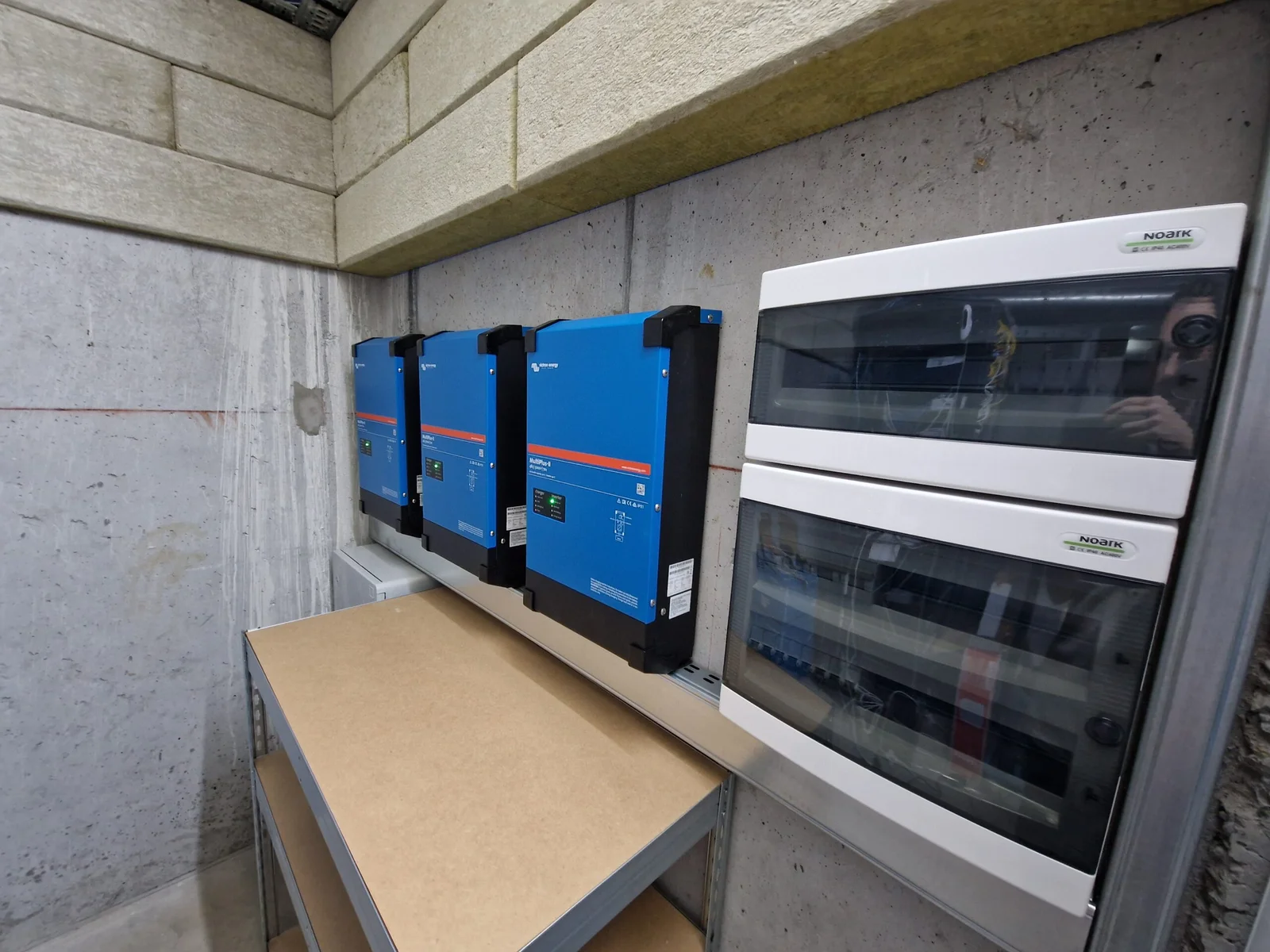 Off-Grid 14.64 kW cu Stocare - imaginea 5